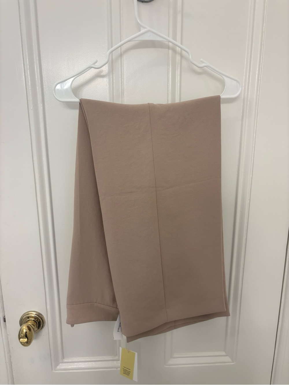 Aritzia Alanya pants in Cairo Claire. Size 12, new with tags #aritzia #pants